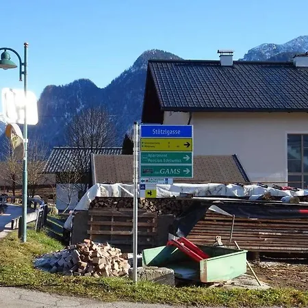 Almsternderl - Gemuetliche In * Gosau