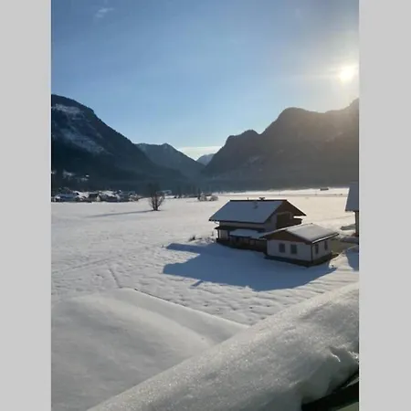 Almsternderl - Gemuetliche In アパート ゴーザウ