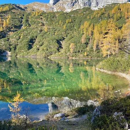 Almsternderl - Gemuetliche In * Gosau