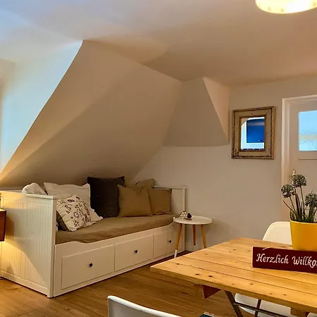 Almsternderl - Gemuetliche In *