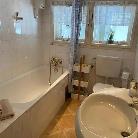 Almsternderl - Gemuetliche In