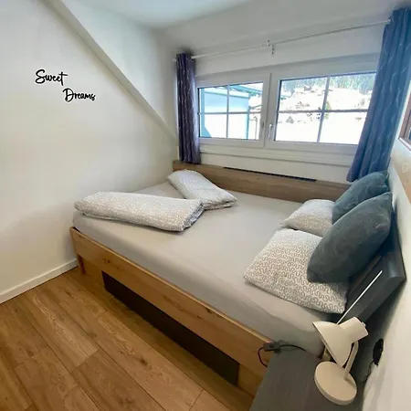 Almsternderl - Gemuetliche In * Gosau